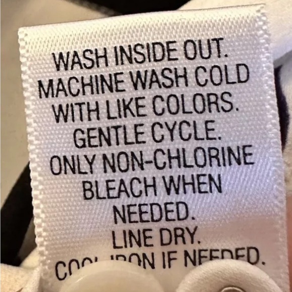 SIMPLY VERA WANG 3/4 Sleeve Black Purple White Floral Top Sz XL EUC - Picture 4 of 12